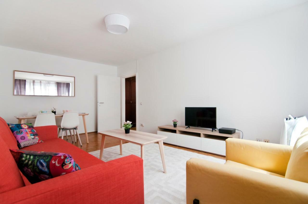 Top Location Vienna Marchetti Apartment Luaran gambar